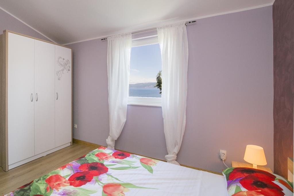 Apartment Gino Ravni Oda fotoğraf